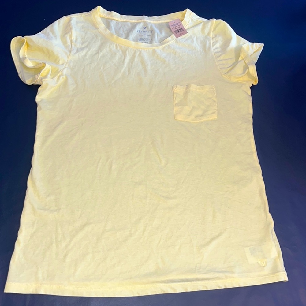Women’s American Eagle tshirt